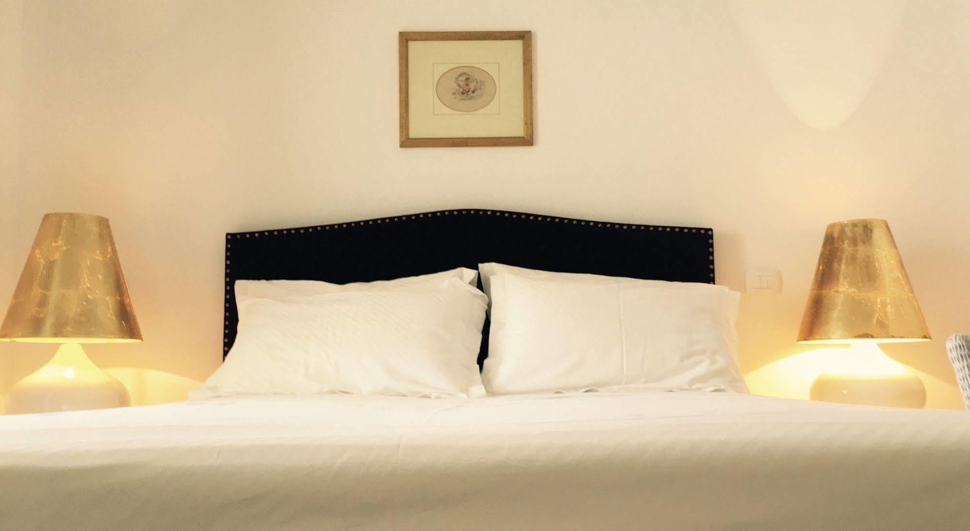Hotel La Settima Luna ซาวูดริยา ภายนอก รูปภาพ